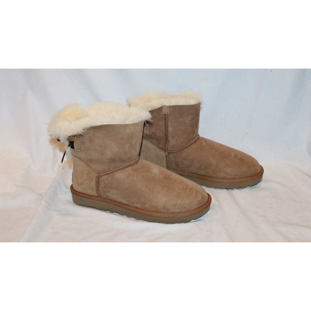 UGG WOMEN'S CLASSIC BAILEY BOW MINI SUEDE BOOTS CHESTNUT SZ 8 NWOB